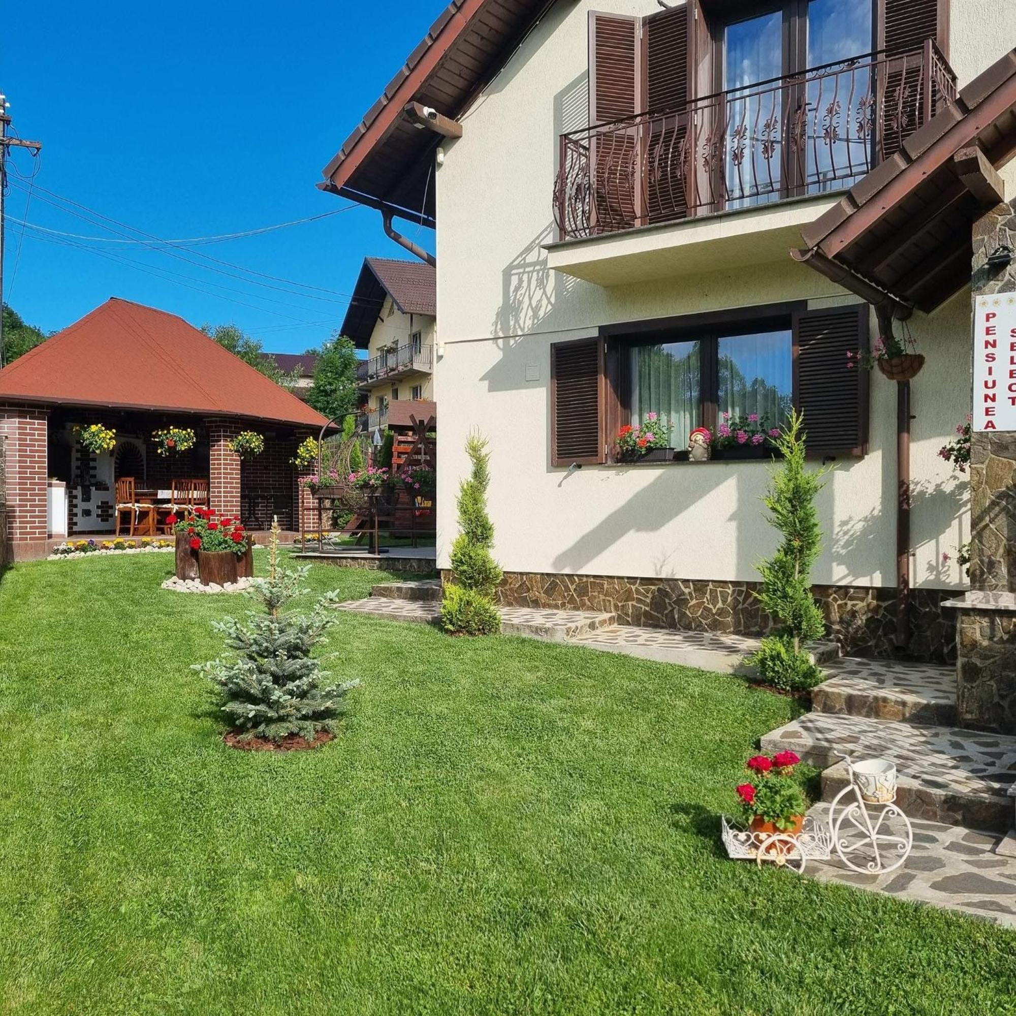 Pensiunea Select Curtea de Argeş Extérieur photo