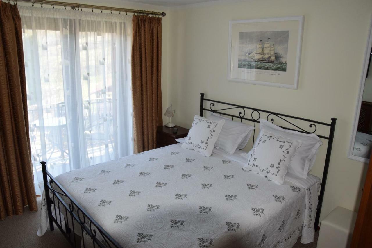 Pensiunea Select Curtea de Argeş Extérieur photo
