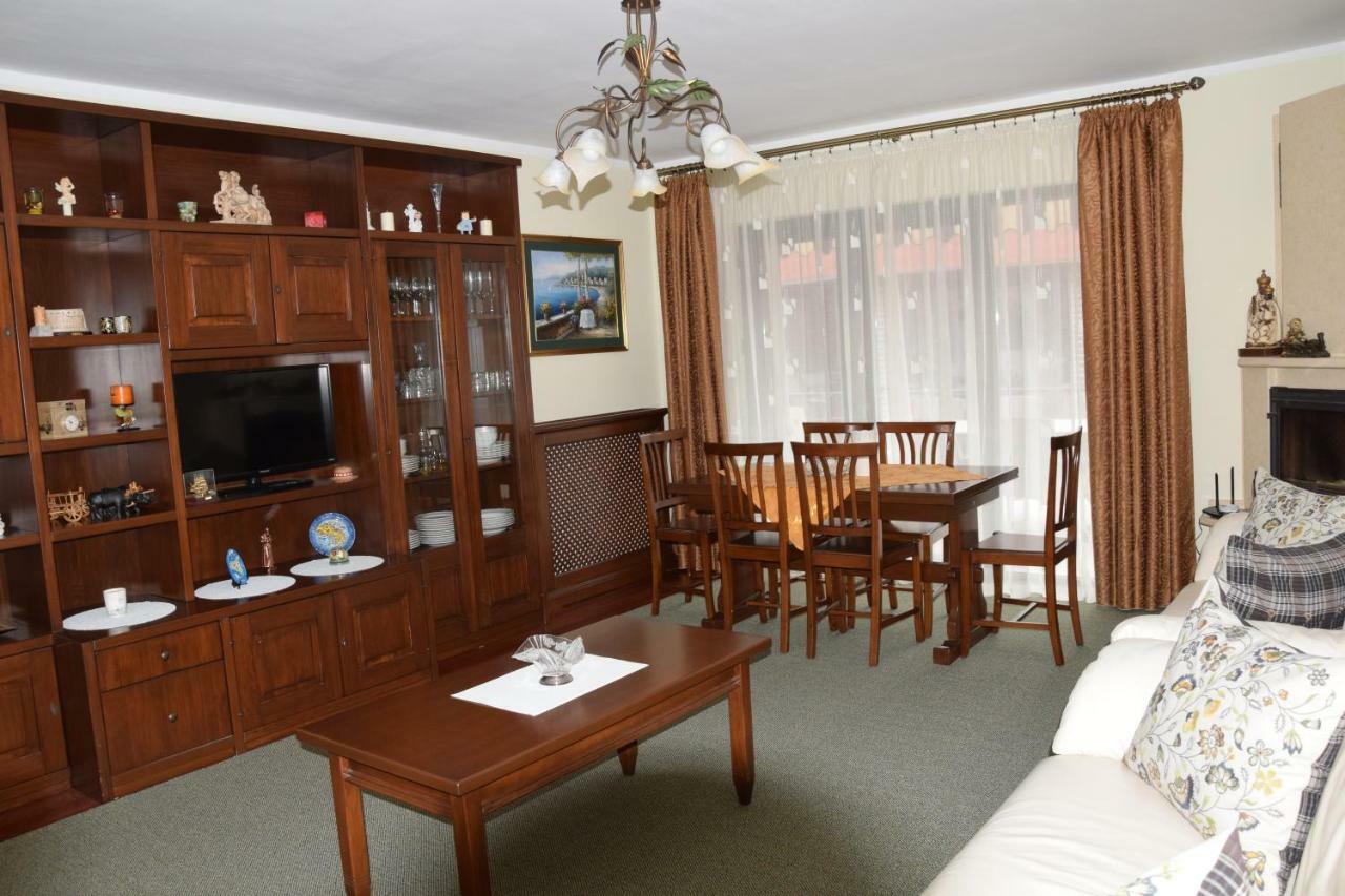 Pensiunea Select Curtea de Argeş Extérieur photo